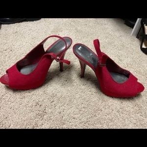 Red Nine West sling back heels